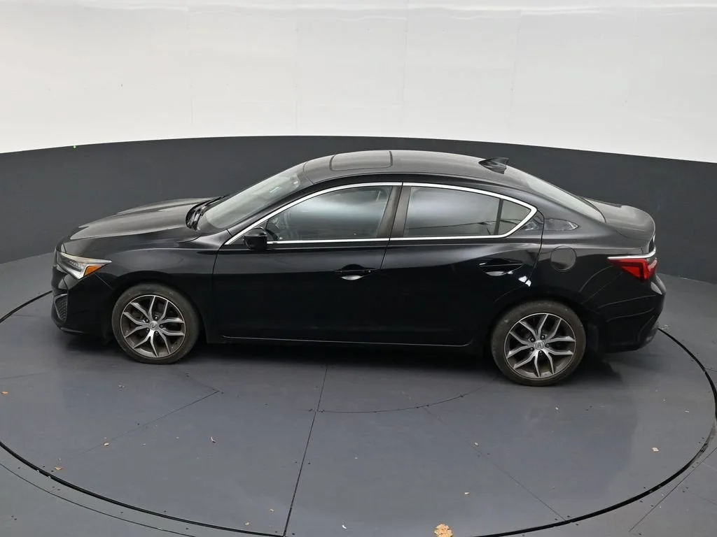 2019 Acura ILX Premium Package photo 12