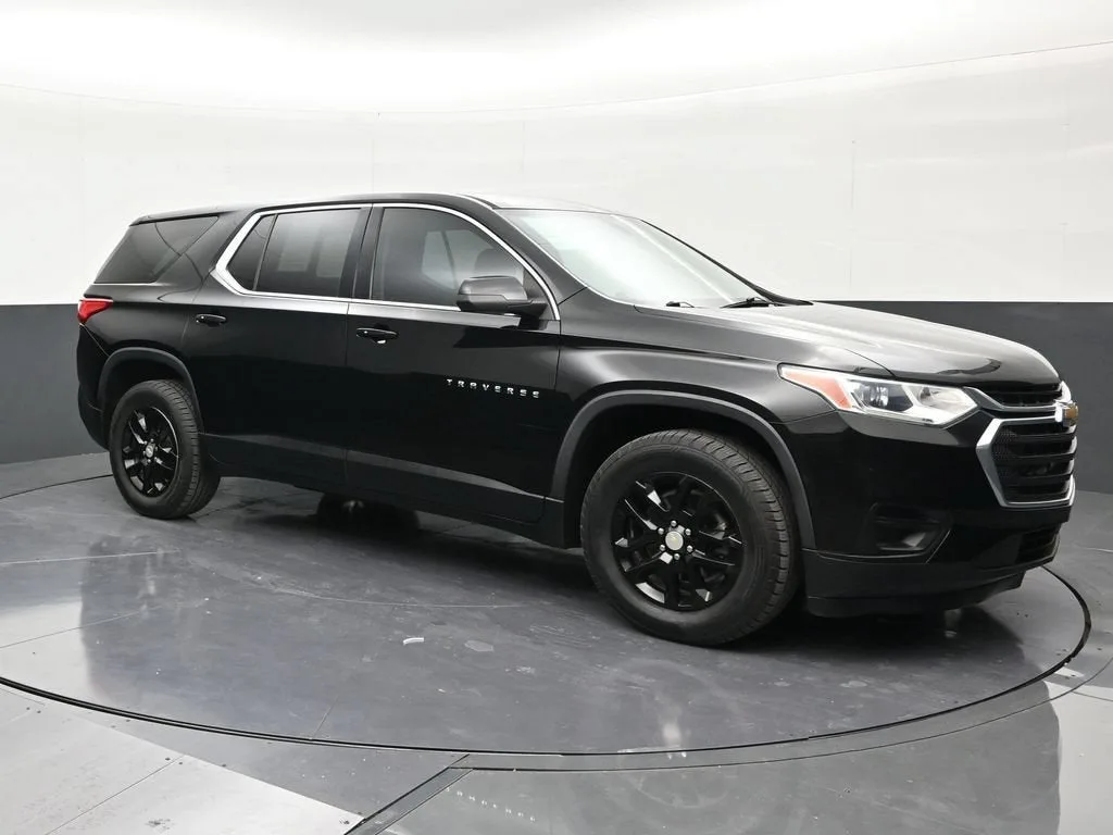 2021 Chevrolet Traverse LS photo 7
