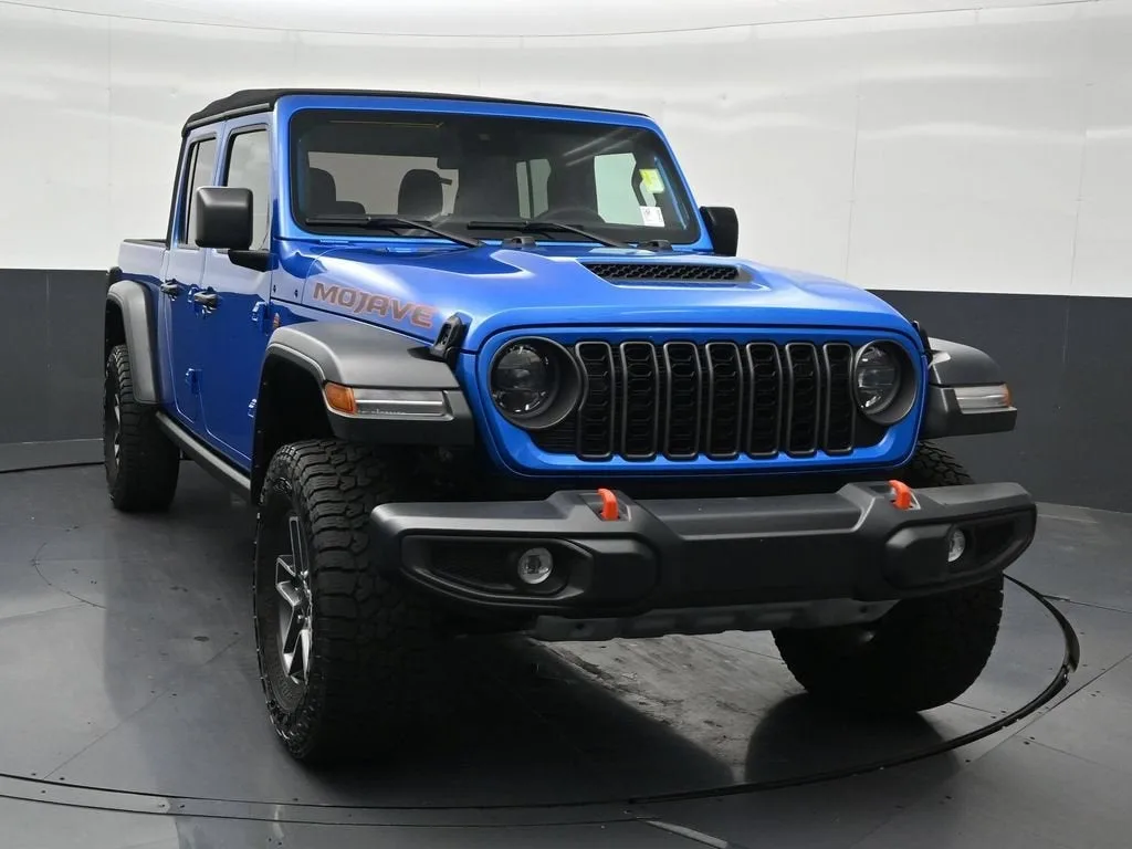 2024 Jeep Gladiator Mojave photo 8
