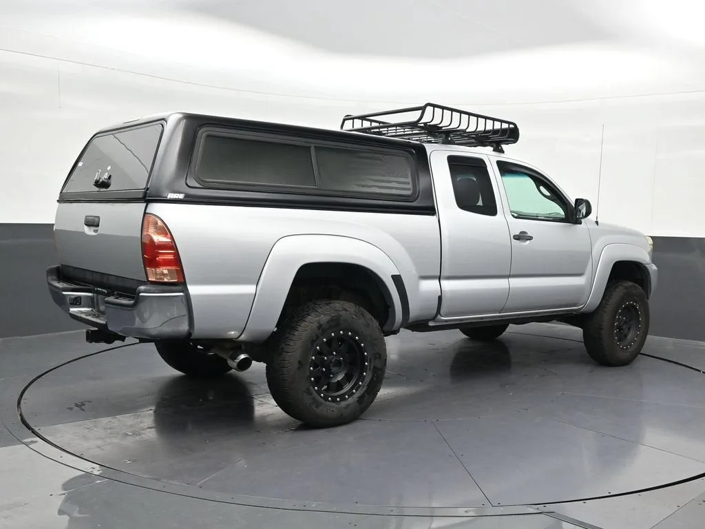 2013 Toyota Tacoma PreRunner V6 photo 5
