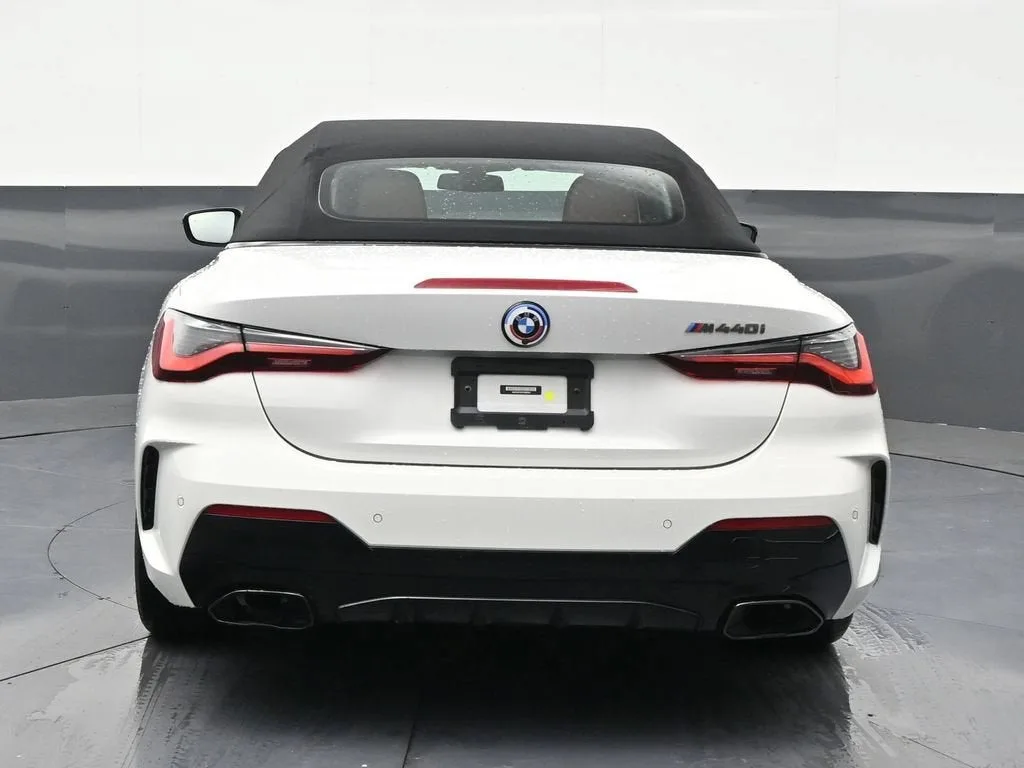 2023 BMW M440i M440i photo 4