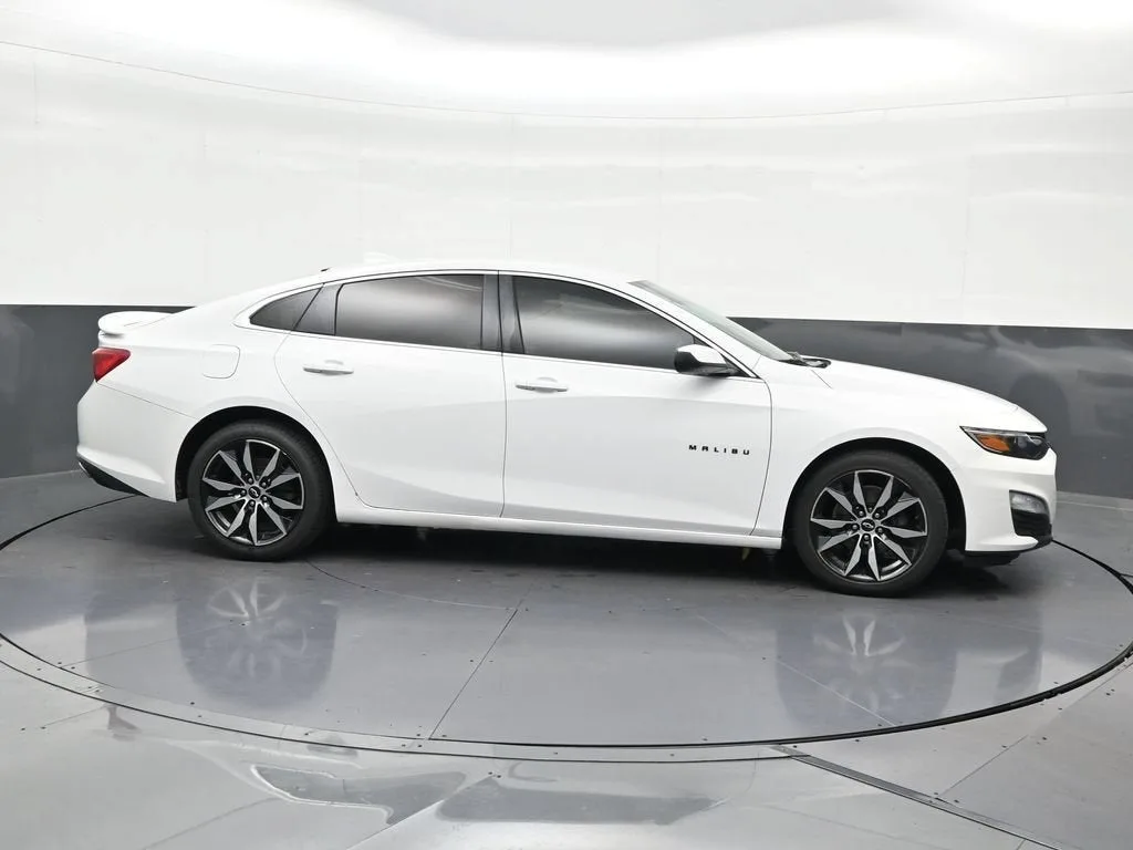 2020 Chevrolet Malibu RS photo 7