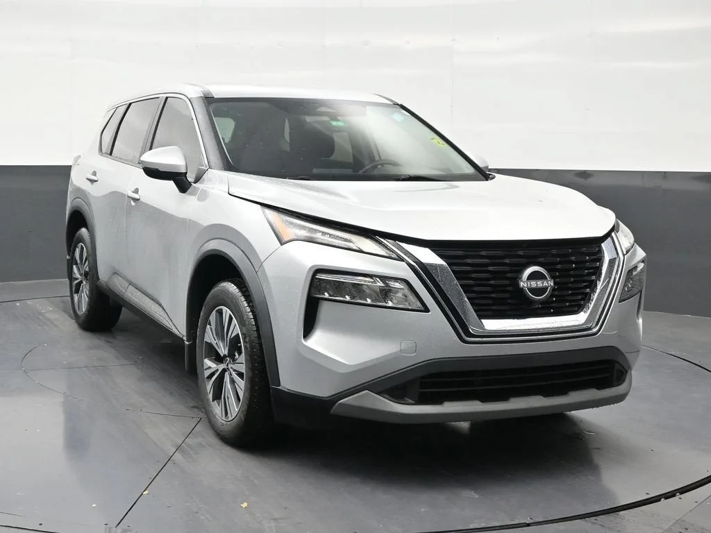 2023 Nissan Rogue SV FWD photo 7
