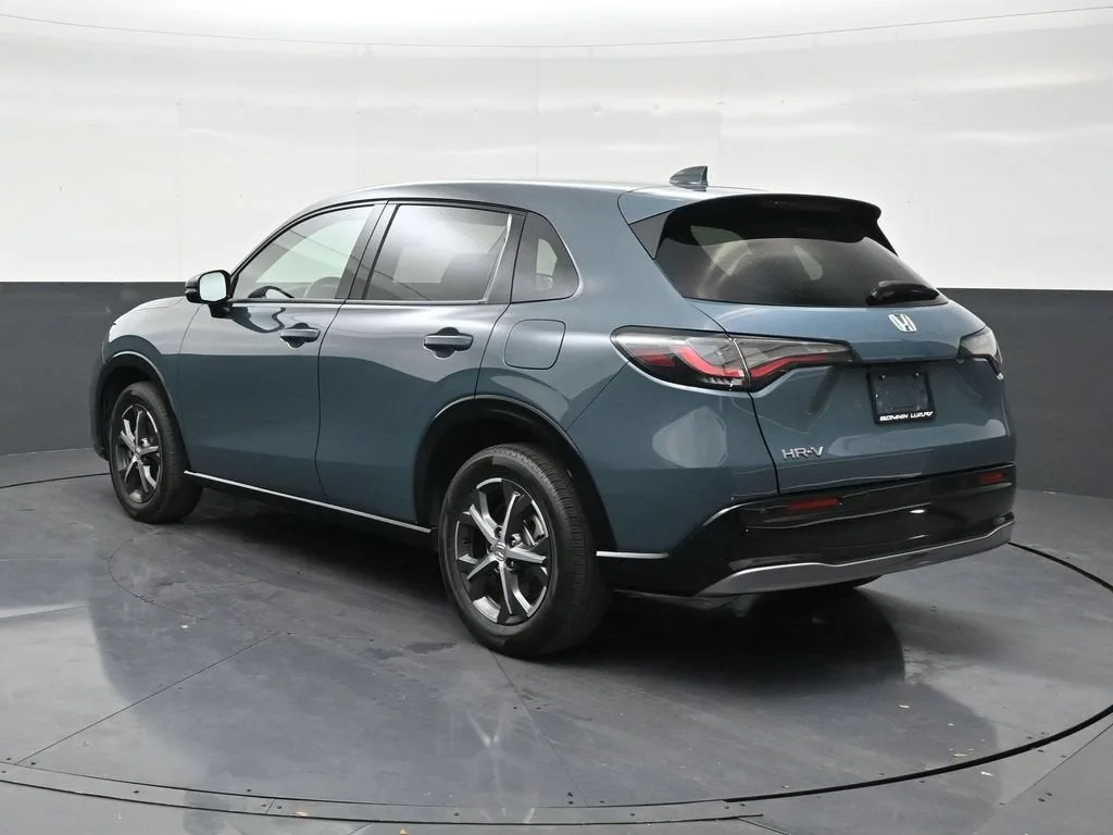 2023 Honda HR-V 2WD EX-L photo 3