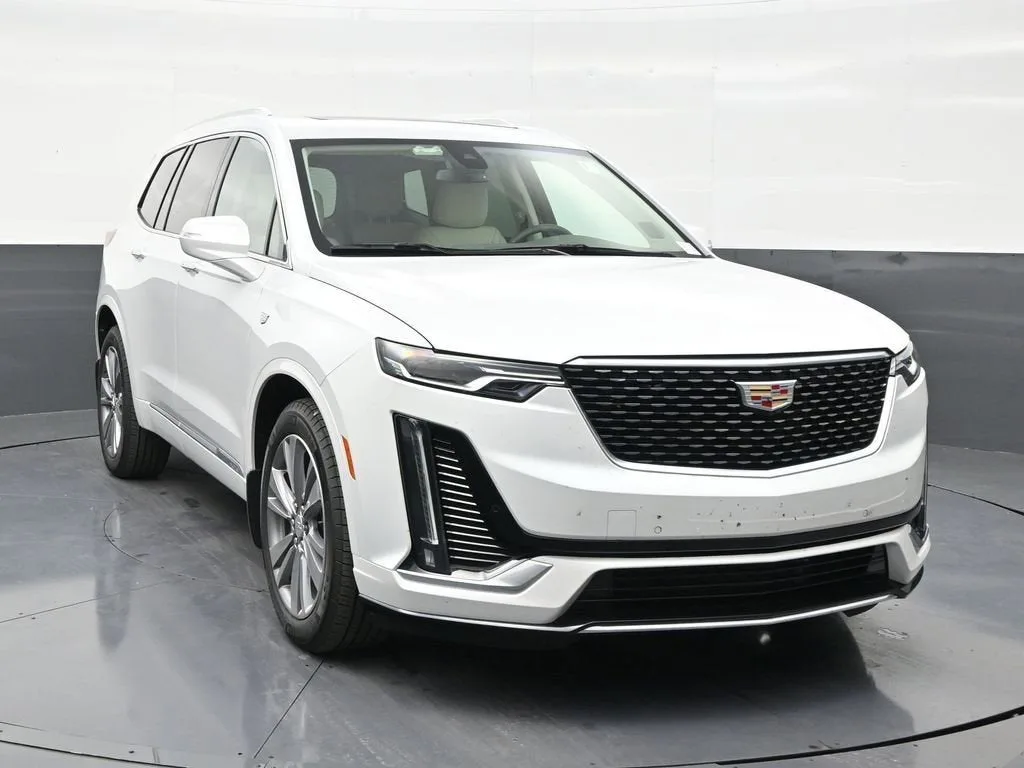 2025 Cadillac XT6 Premium Luxury photo 7