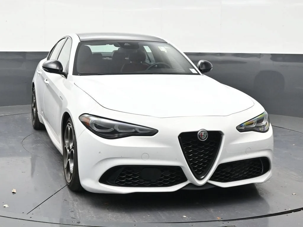 2024 Alfa Romeo Giulia Veloce photo 7