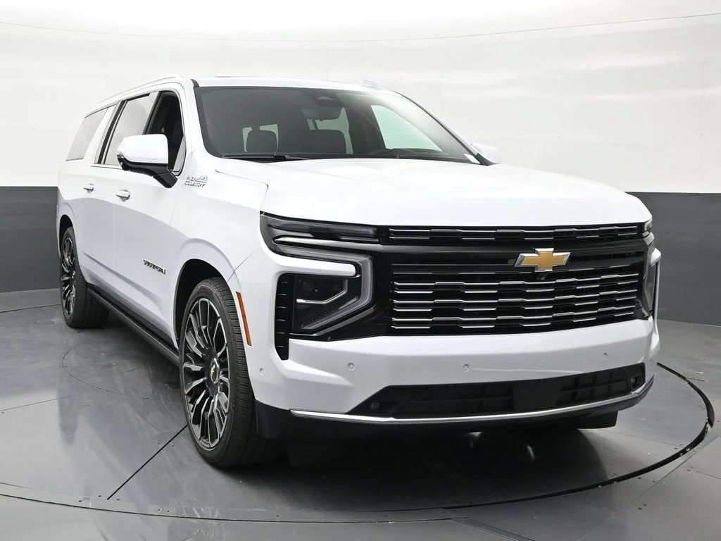 2026 Chevrolet Suburban High Country photo 7