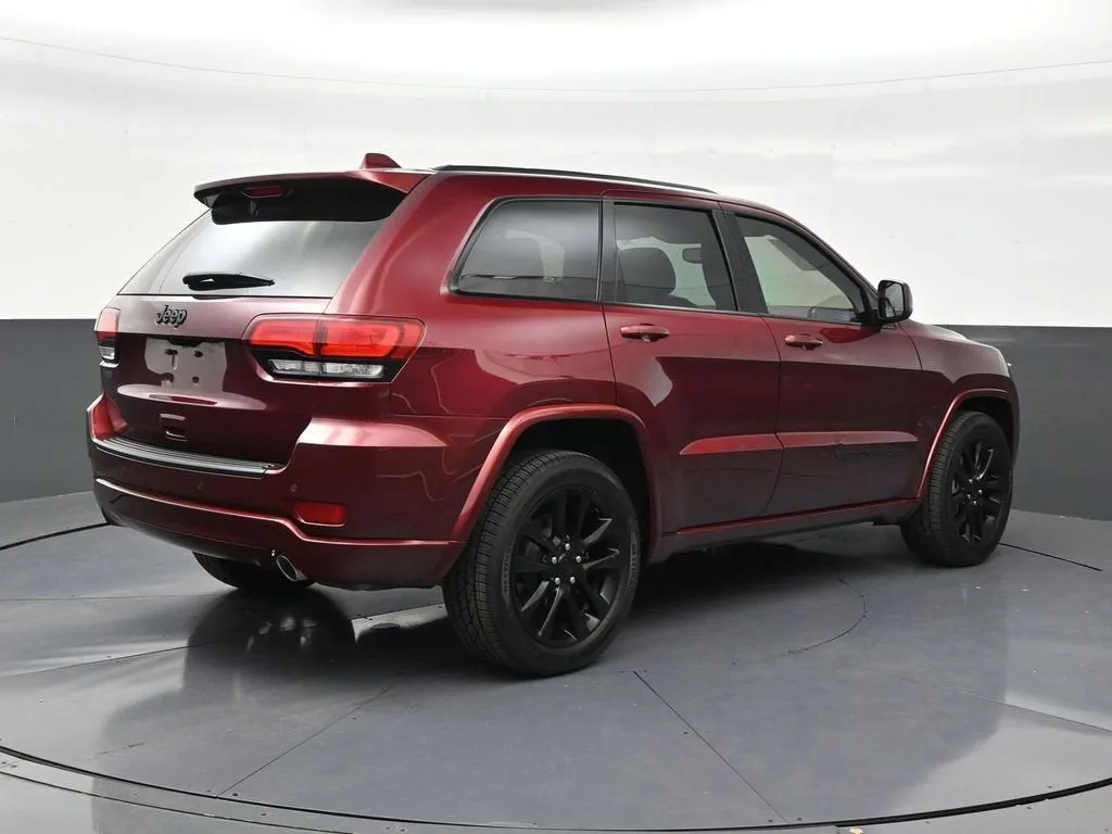 2020 Jeep Grand Cherokee Altitude 4x2 photo 5