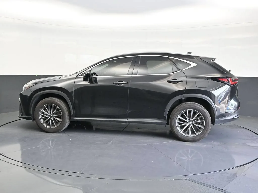 2025 Lexus NX 350 Premium photo 2