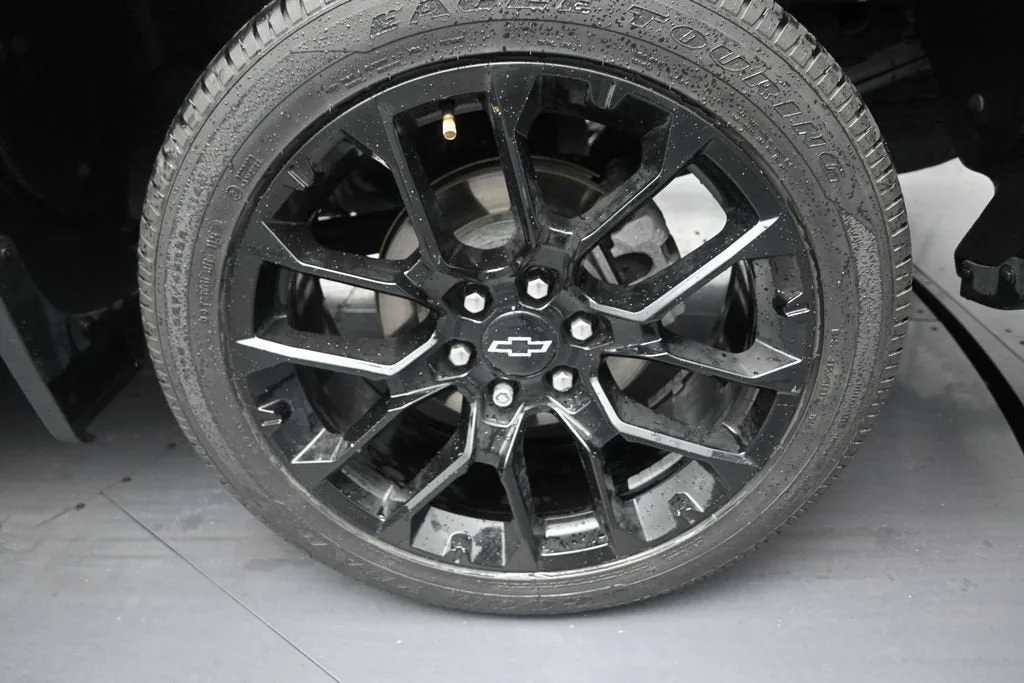 2022 Chevrolet Silverado 1500 LTD LT photo 10