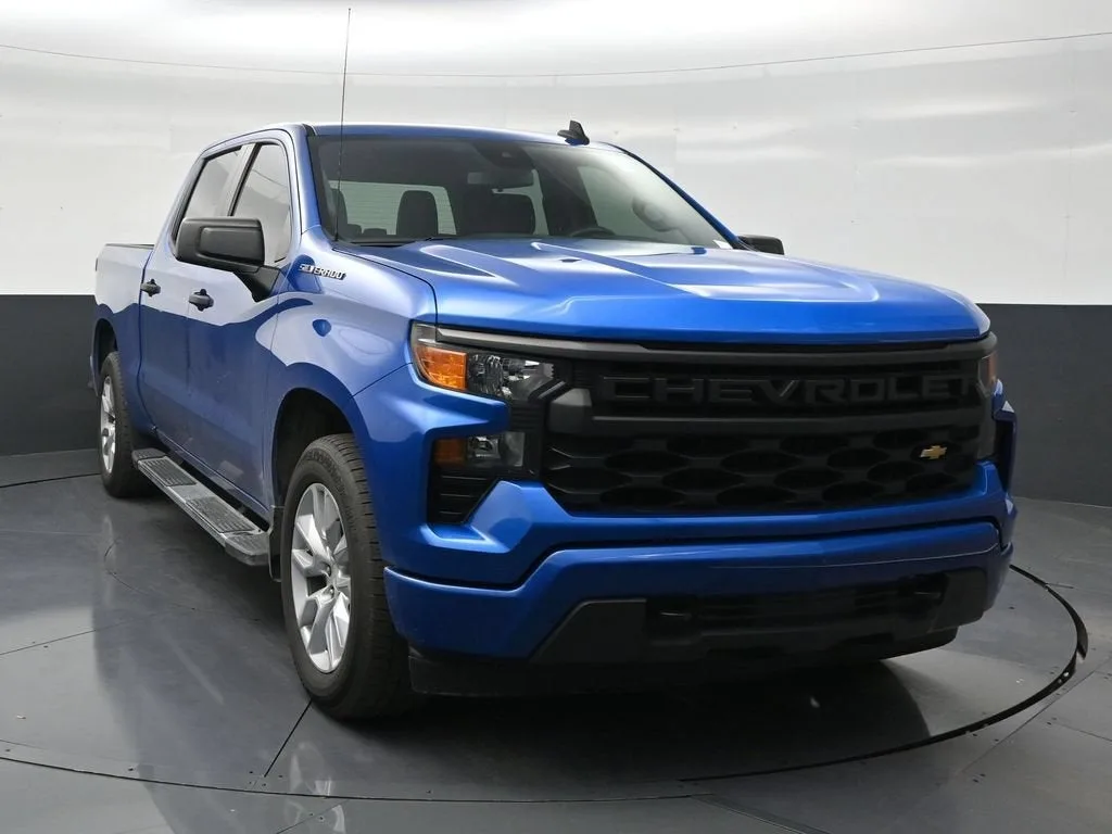 2022 Chevrolet Silverado 1500 Custom photo 7