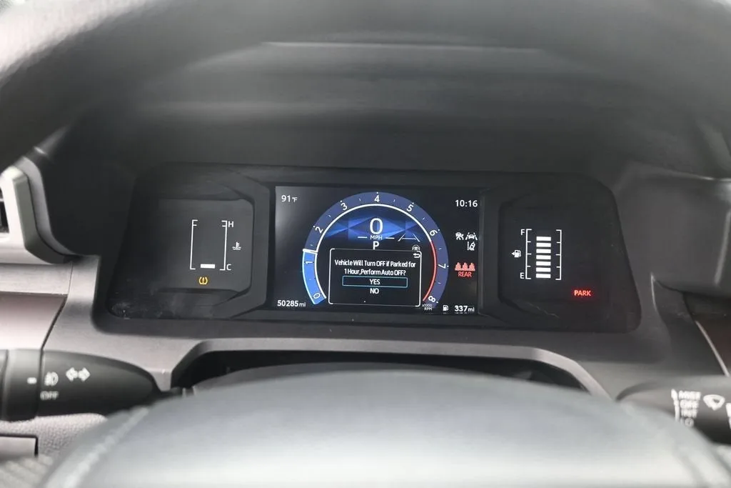 2024 Toyota Tacoma SR5 photo 11