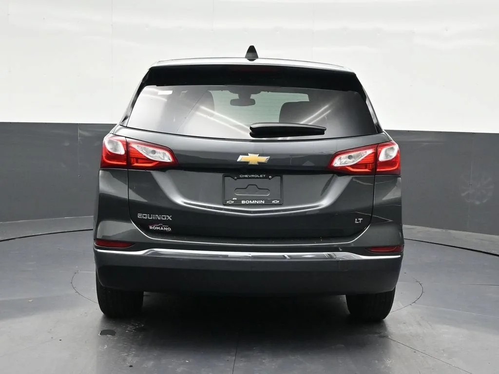 2020 Chevrolet Equinox LT photo 4