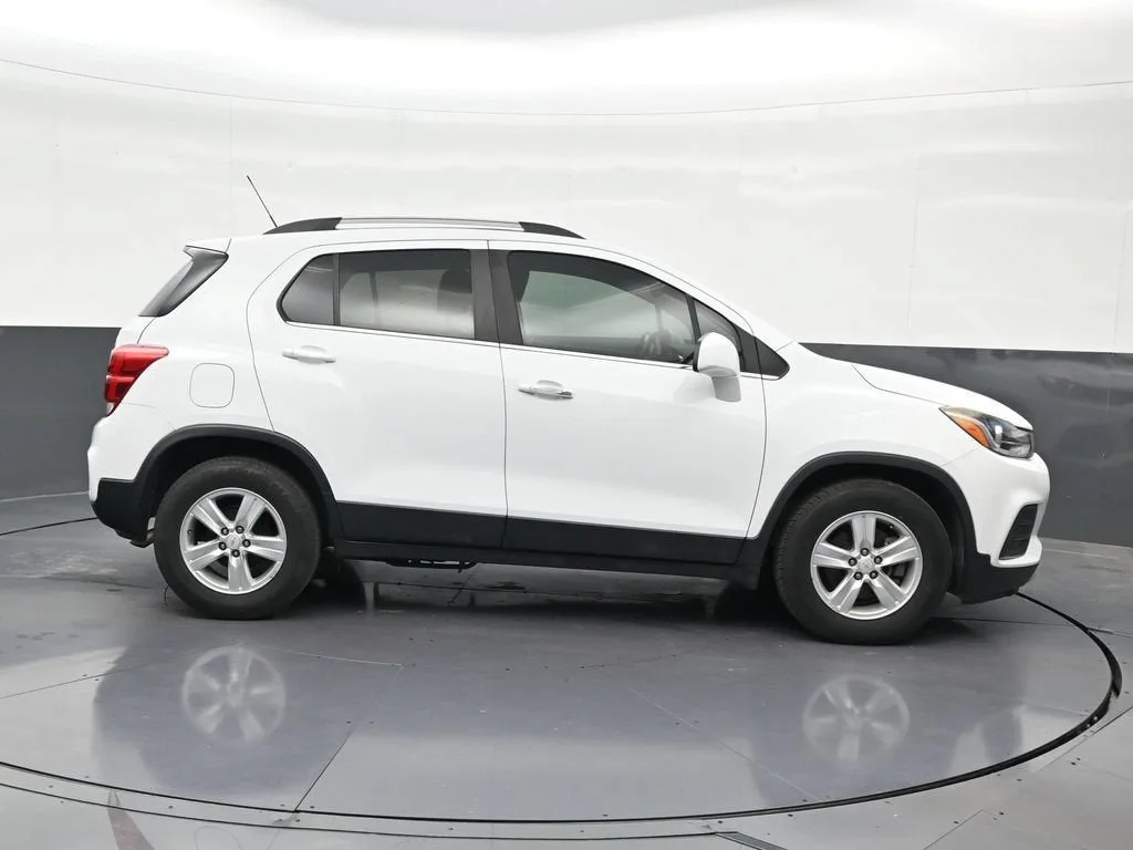 2020 Chevrolet Trax LT photo 7
