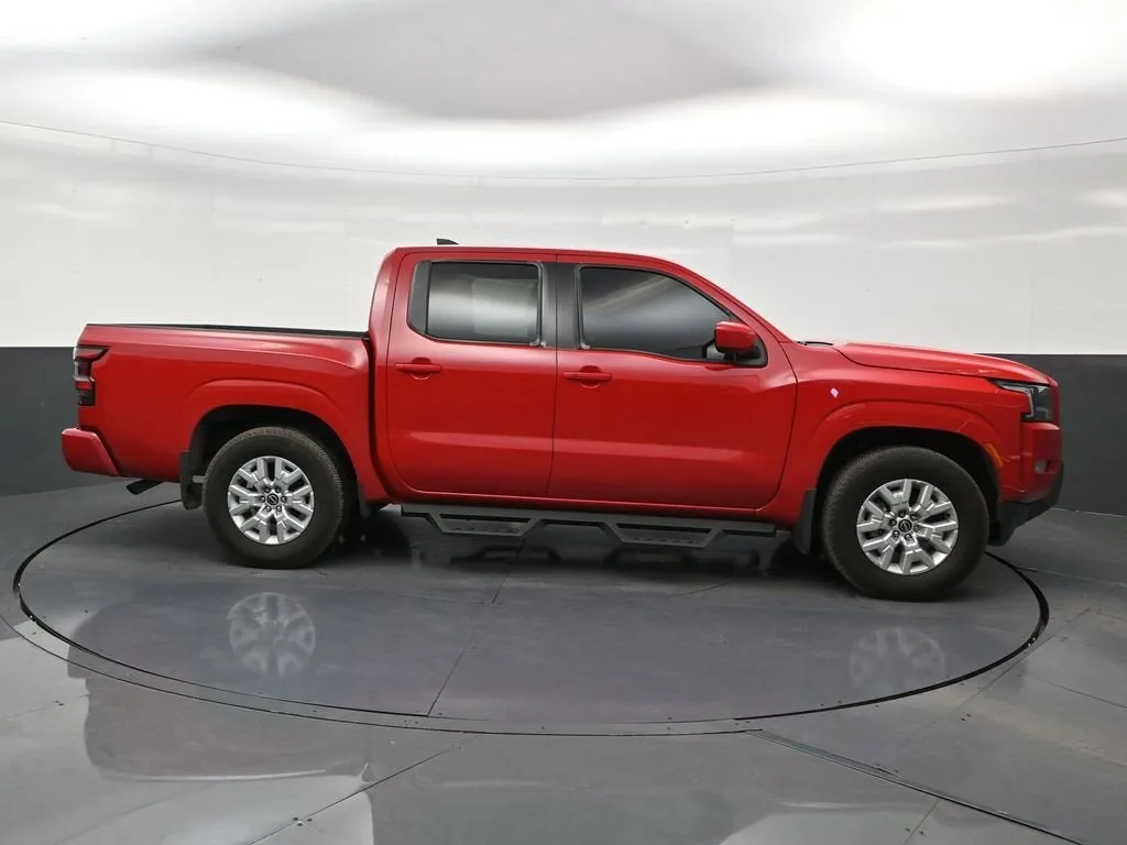 2024 Nissan Frontier Crew Cab SV 4x2 photo 6