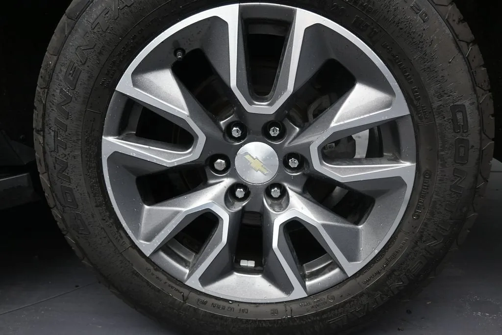 2022 Chevrolet Tahoe LT photo 10