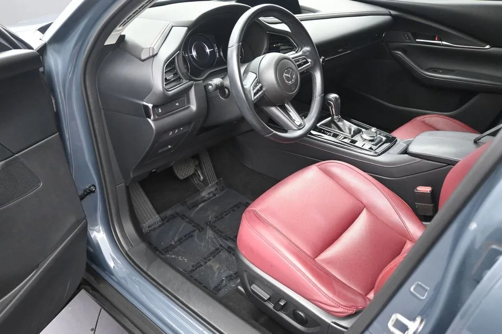 2023 Mazda CX-30 2.5 S Carbon Edition photo 11