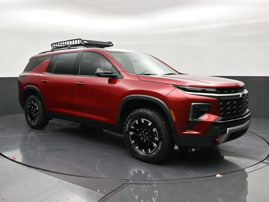 2024 Chevrolet Traverse Z71 photo 7