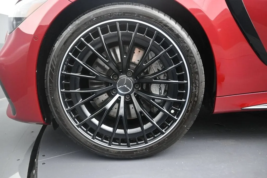 2026 Mercedes-Benz AMG® CLE 53 AMG® CLE 53 photo 9