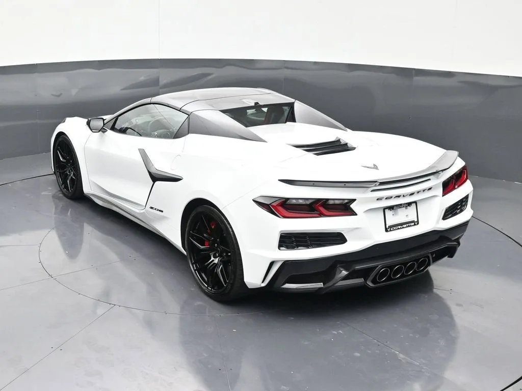 2026 Chevrolet Corvette Z06 1LZ photo 11