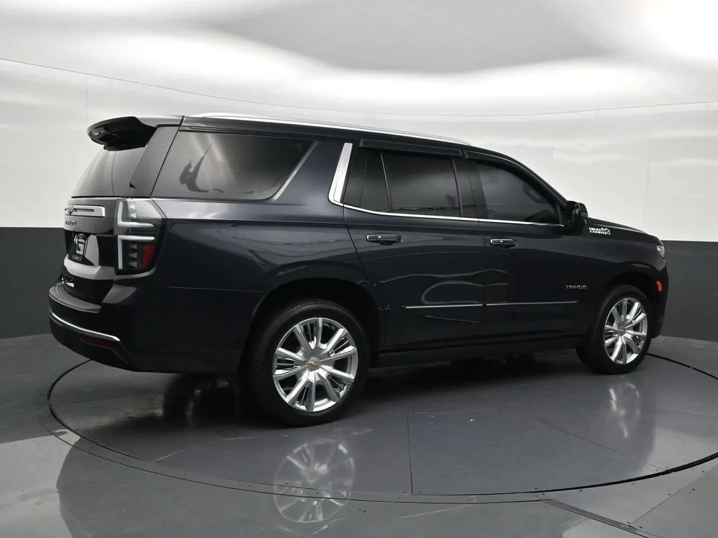 2023 Chevrolet Tahoe High Country photo 5