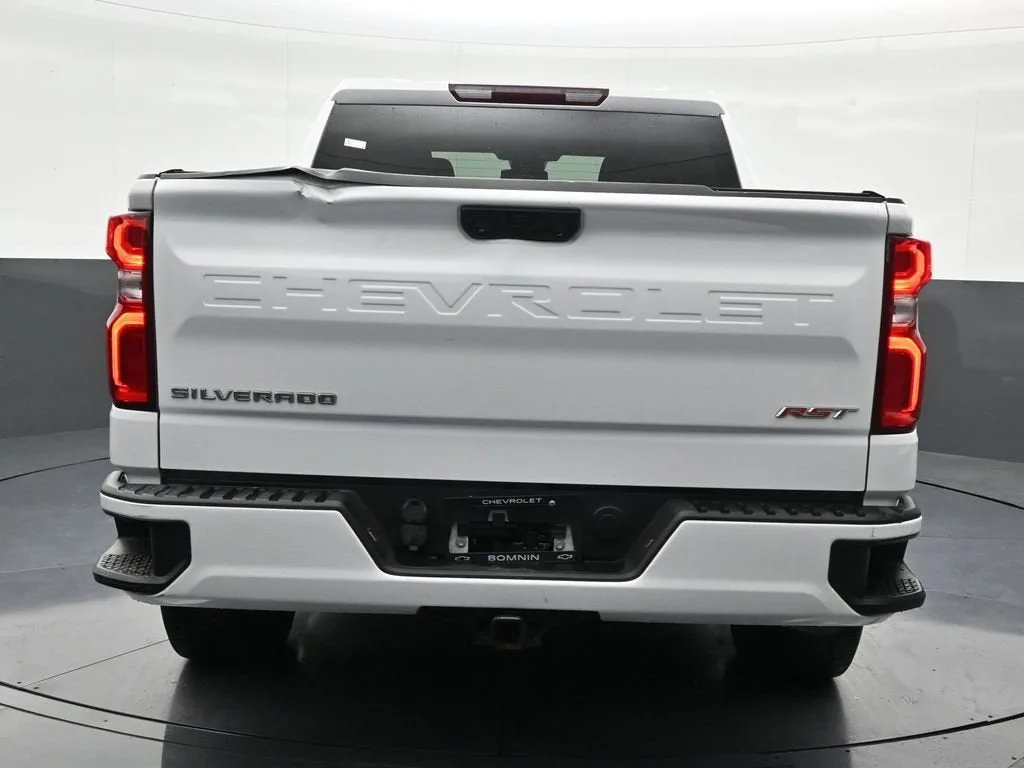 2022 Chevrolet Silverado 1500 RST photo 4