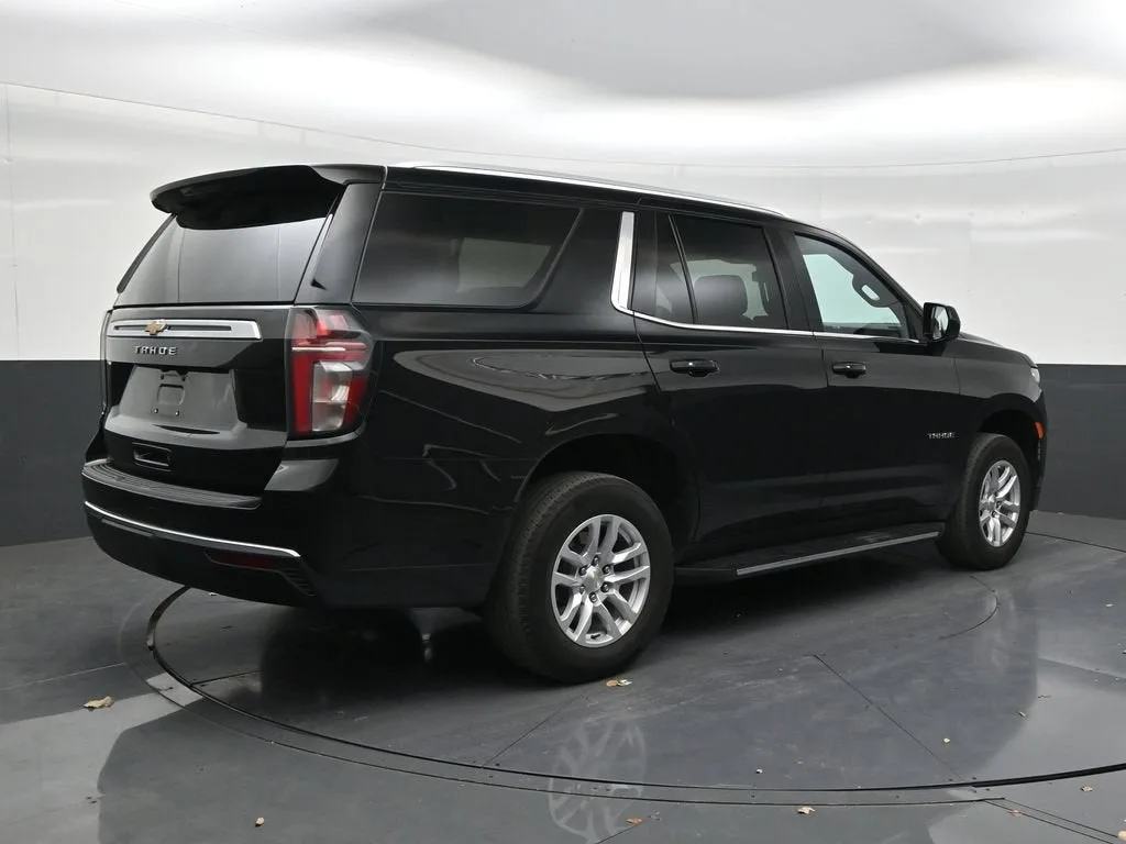 2024 Chevrolet Tahoe LS photo 5