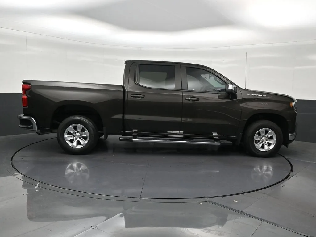 2022 Chevrolet Silverado 1500 LTD LT photo 7