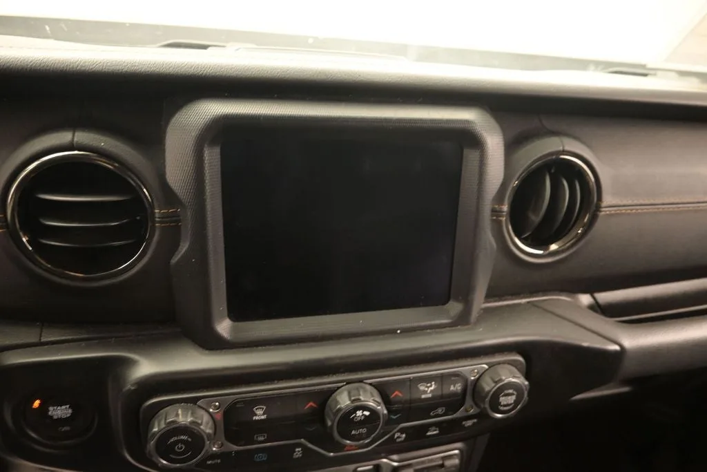 2021 Jeep Wrangler Unlimited Sahara 4xe photo 12