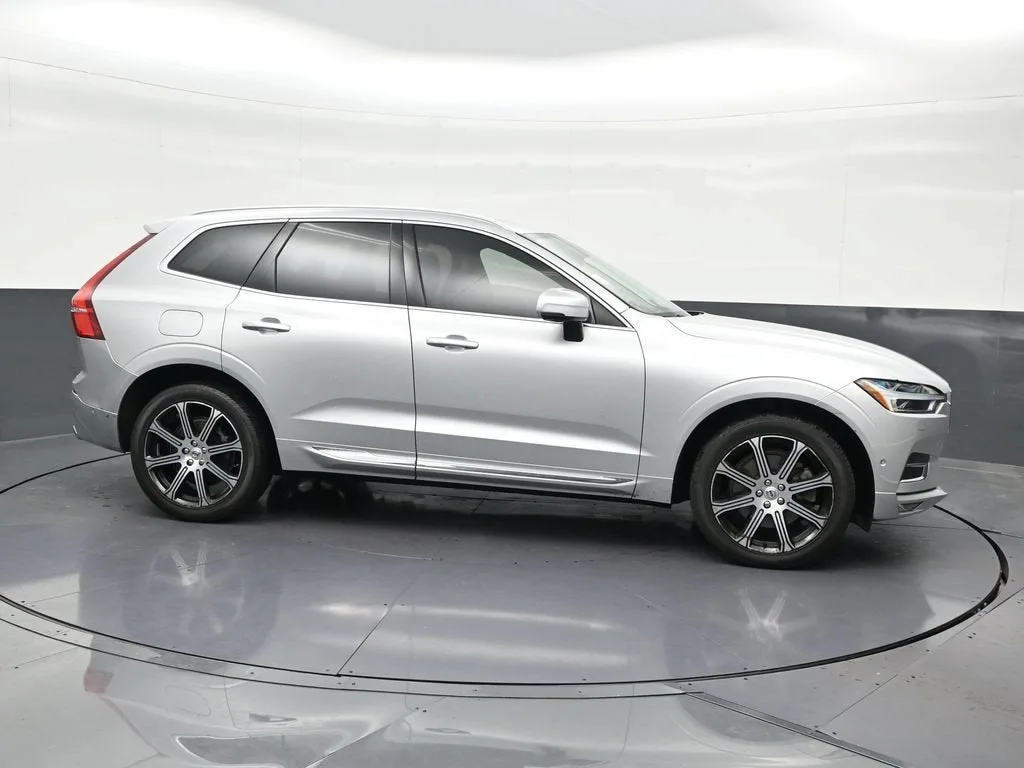 2020 Volvo XC60 Inscription photo 6