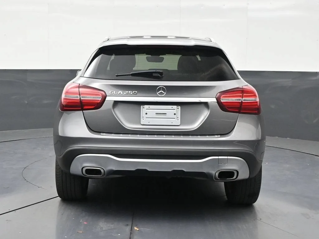 2018 Mercedes-Benz GLA GLA 250 photo 4