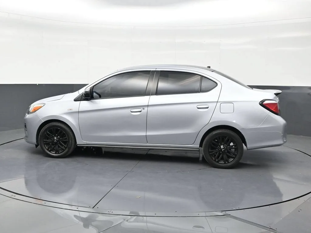 2023 Mitsubishi Mirage G4 Black Edition photo 2