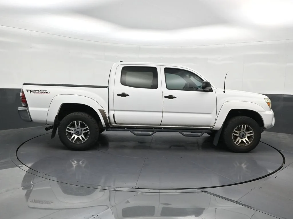 2012 Toyota Tacoma PreRunner photo 7