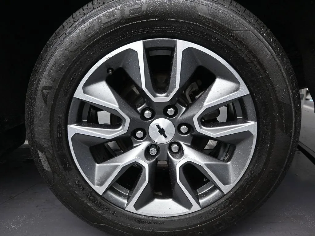 2022 Chevrolet Silverado 1500 RST photo 10