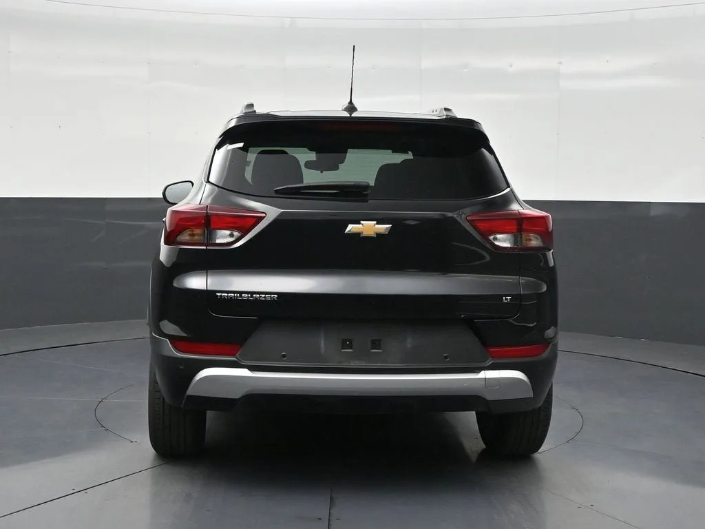 2025 Chevrolet Trailblazer LT photo 4