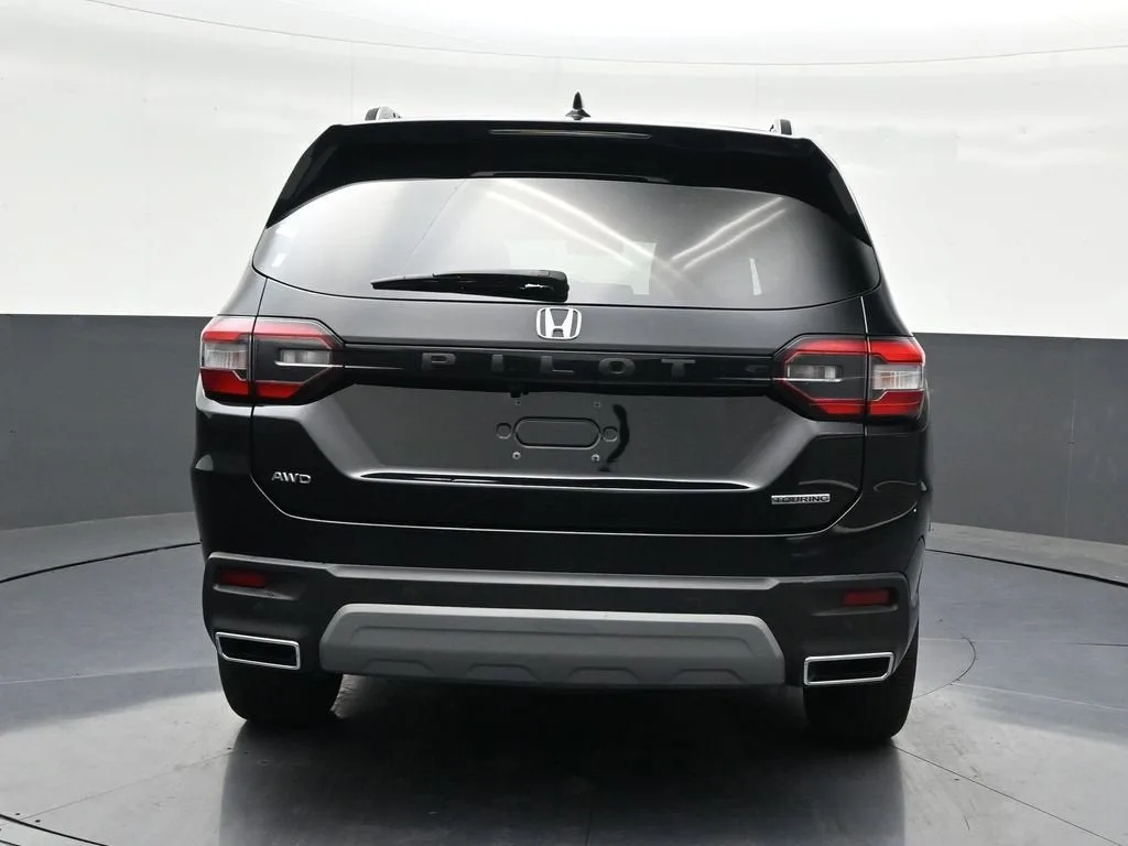 2023 Honda Pilot AWD Touring photo 4