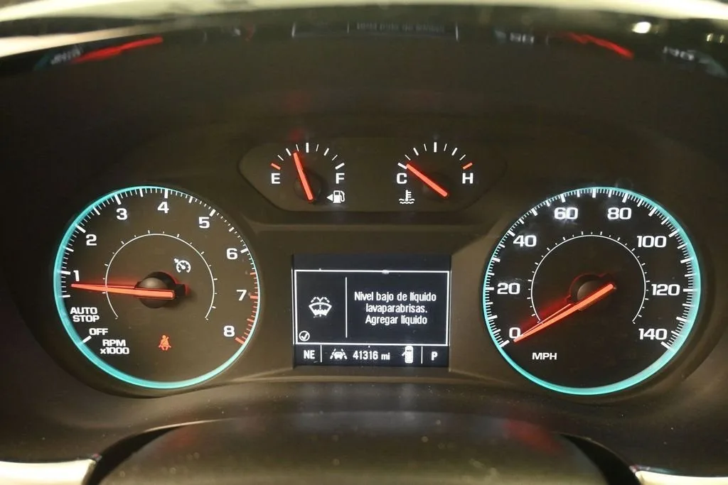 2023 Chevrolet Traverse LS photo 11