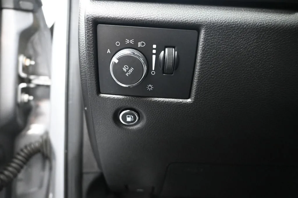 2021 Jeep Grand Cherokee Laredo E photo 12