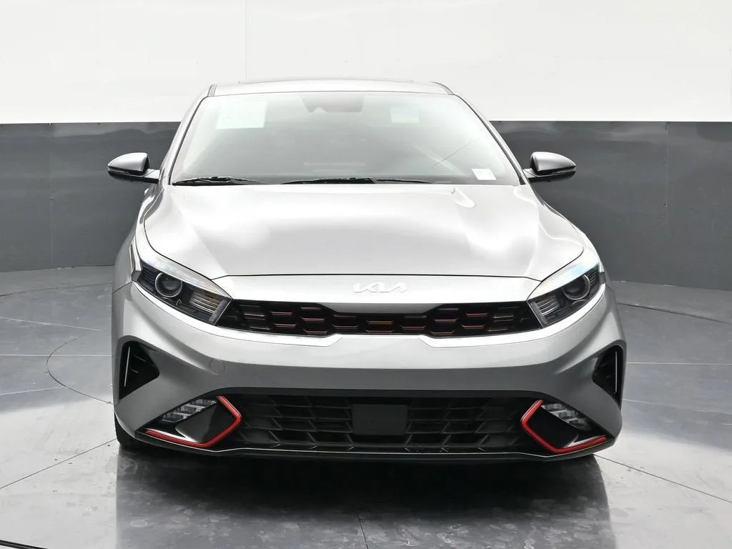 2023 Kia Forte GT-Line photo 8