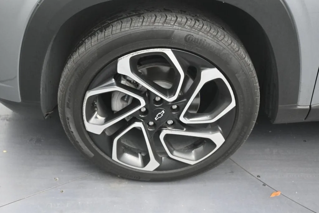 2025 Chevrolet Trax 2RS photo 9