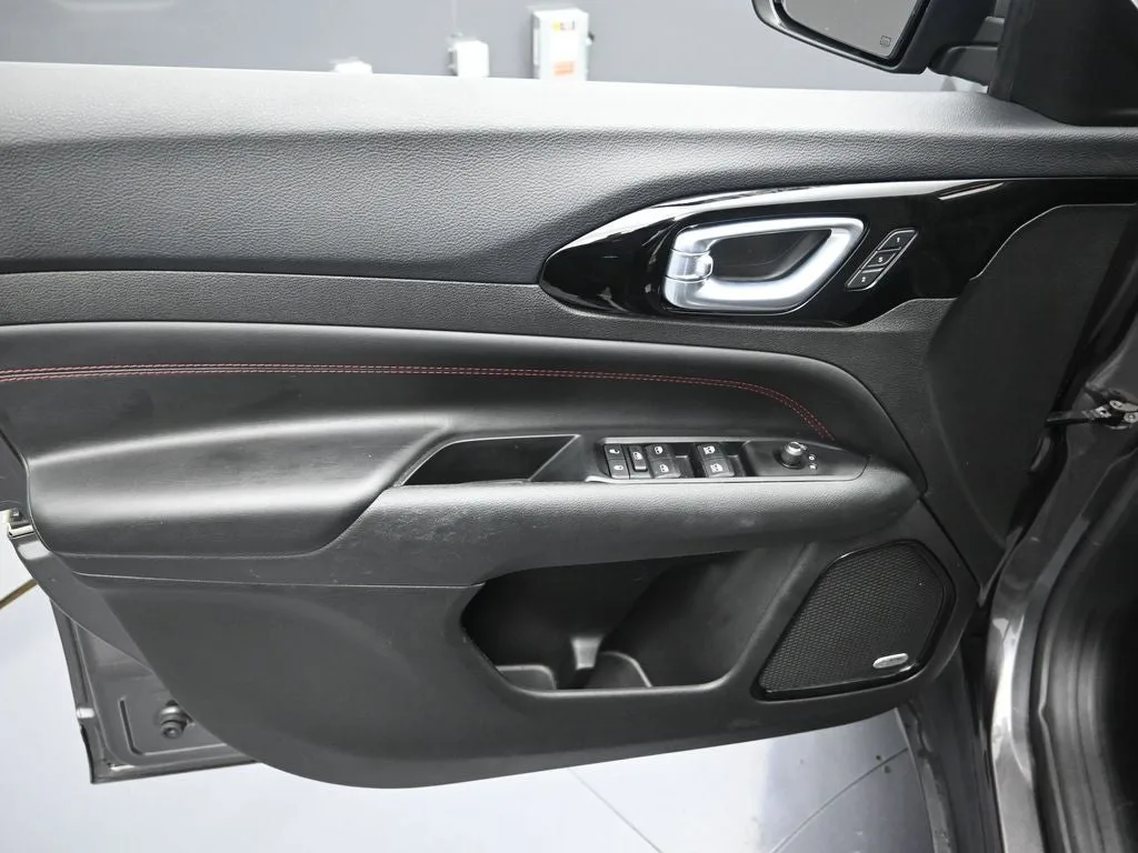 2022 Jeep Compass Trailhawk photo 10