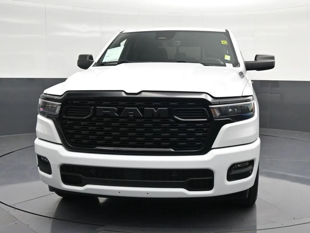 2025 RAM 1500 Tradesman photo 6