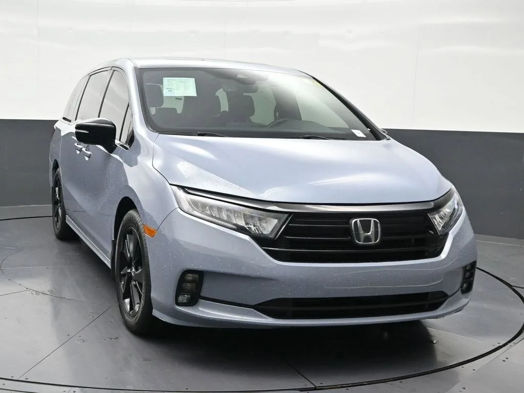 2024 Honda Odyssey Sport photo 7