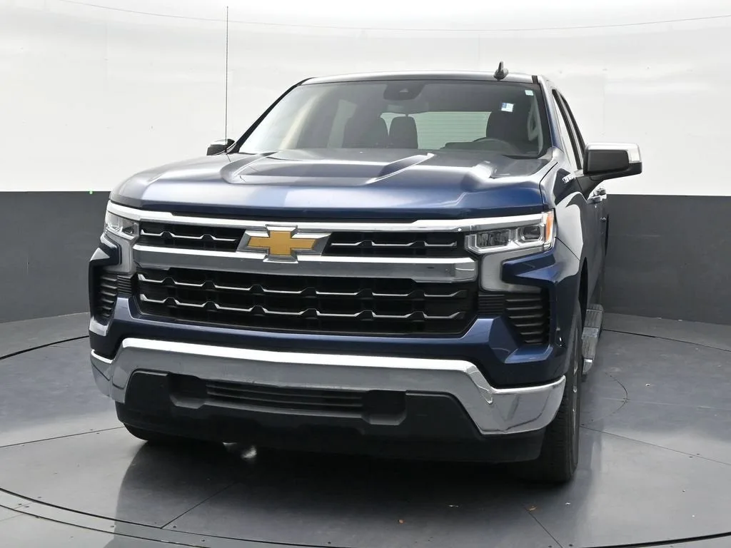 2023 Chevrolet Silverado 1500 LT photo 8