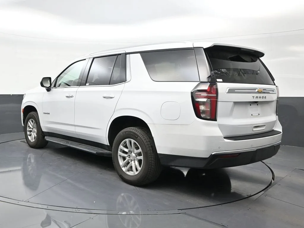 2024 Chevrolet Tahoe LS photo 3