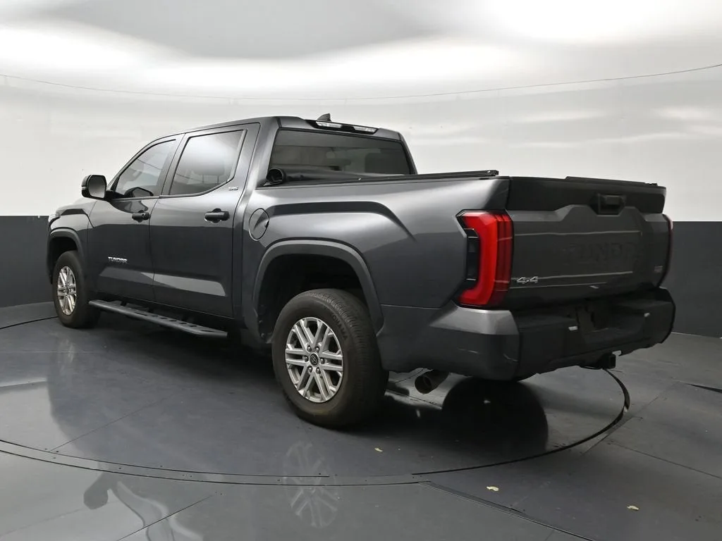 2024 Toyota Tundra SR5 photo 3