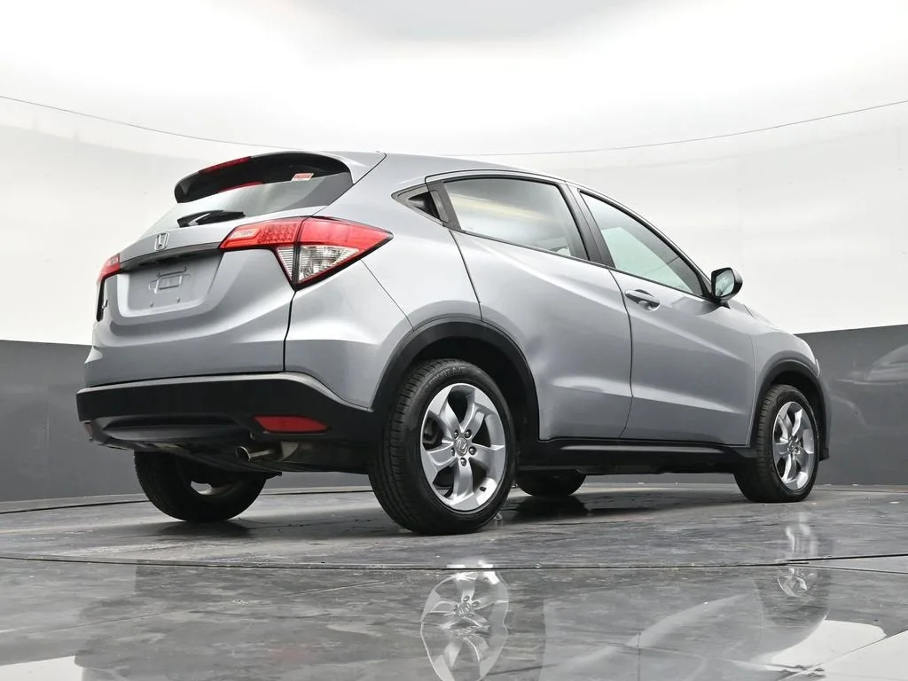 2019 Honda HR-V LX photo 25