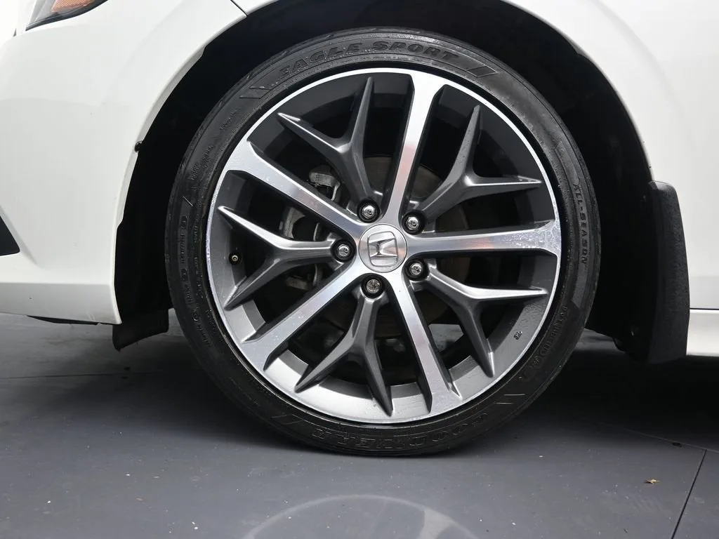 2022 Honda Civic Sedan Touring photo 9