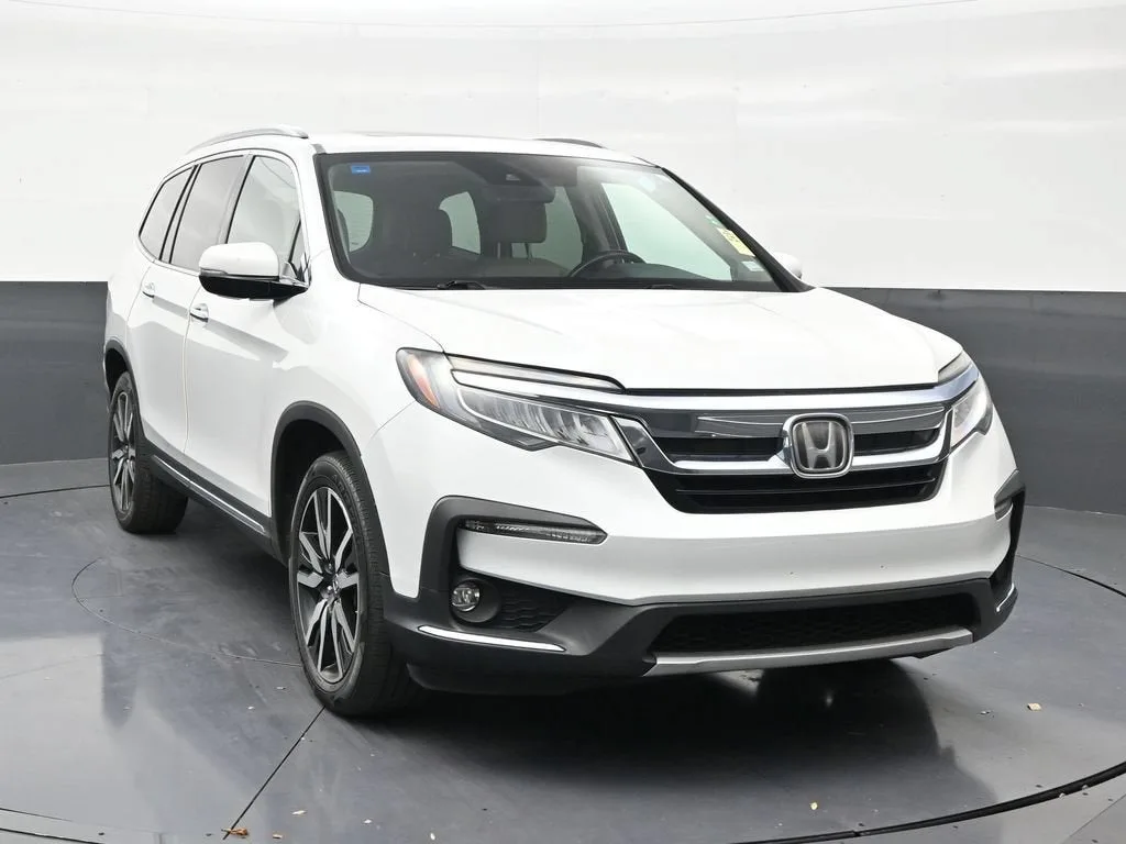 2022 Honda Pilot 2WD Touring 7 Passenger photo 7