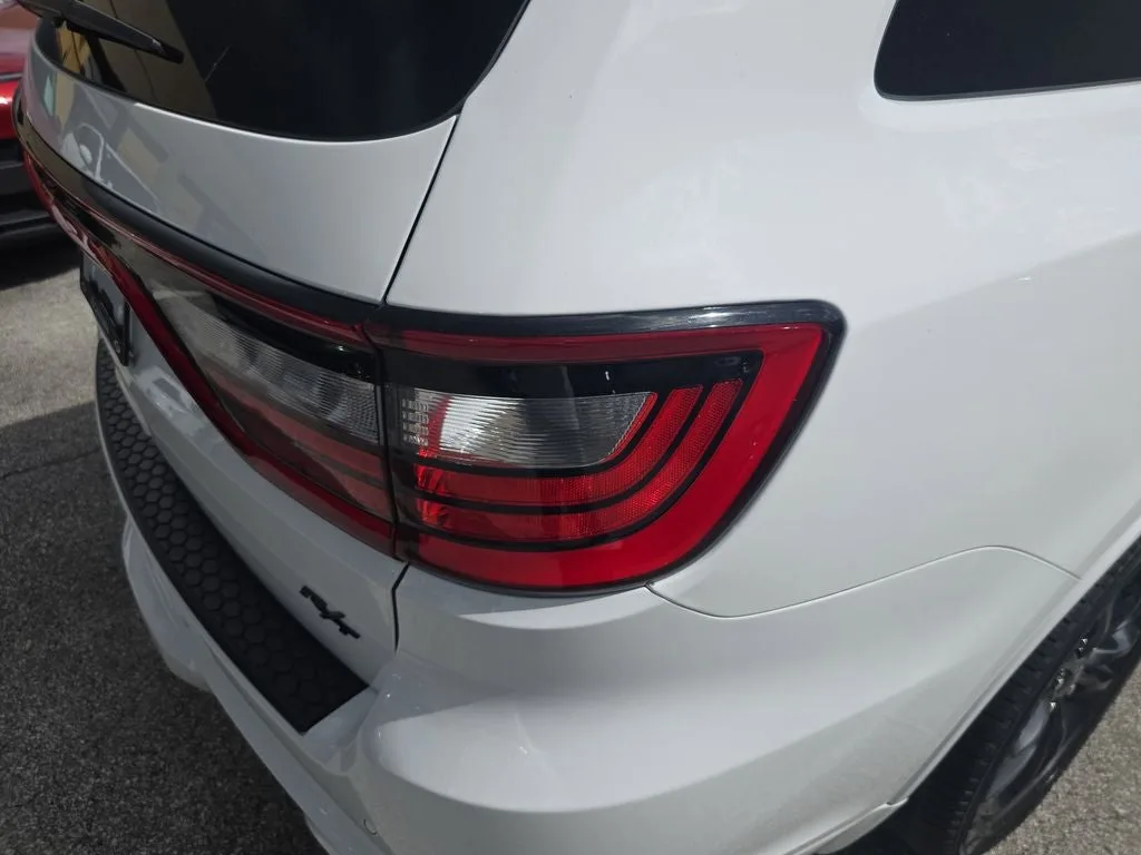 2023 Dodge Durango R/T Plus photo 10